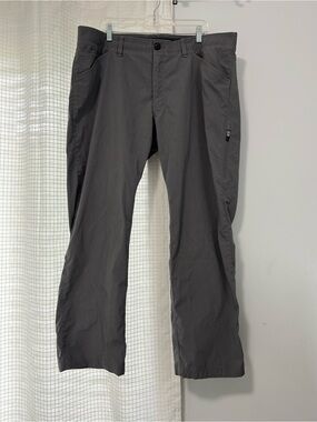 Men’s Under Armour Pants